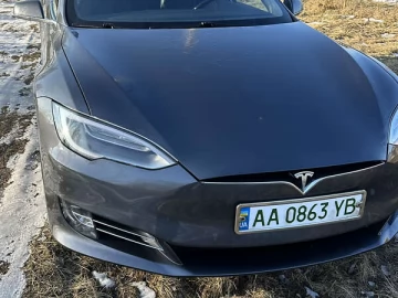 Авто Tesla Model S 2018 № 7378816