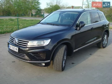Авто Volkswagen Touareg 2015 № 7378817