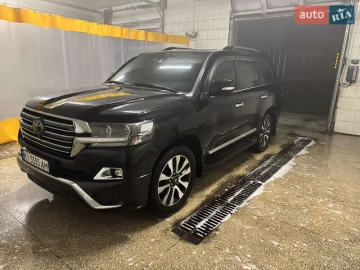 Авто Toyota Land Cruiser 2017 № 7378879