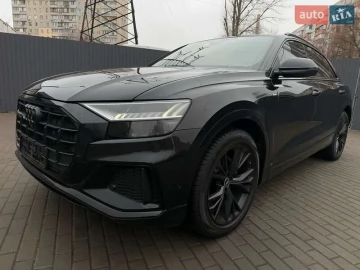 Авто Audi Q8 2021 № 7378894