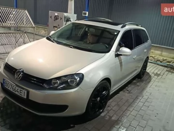 Авто Volkswagen Golf 2010 № 7379361