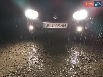 Авто Volkswagen Golf 2000 № 7379967