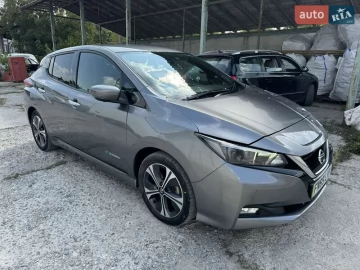 Авто Nissan Leaf 2020 № 7380089