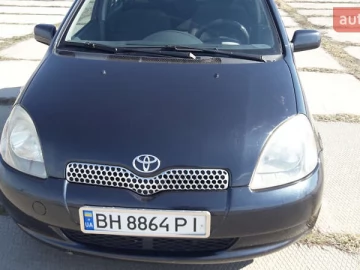 Авто Toyota Yaris 2002 № 7380842