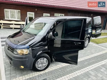 Авто Volkswagen Transporter 2011 № 7381016