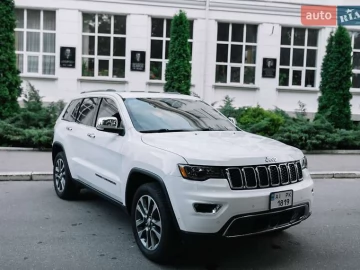 Авто Jeep Grand Cherokee 2018 № 7381083