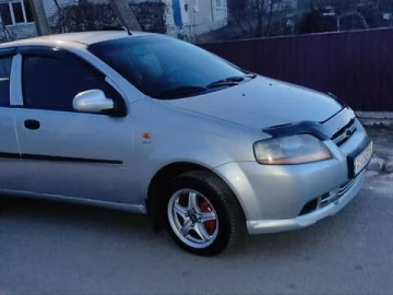 Авто Chevrolet Aveo 2005 № 7381096