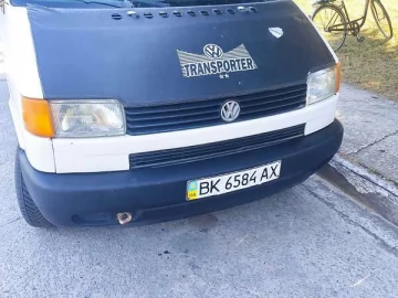 Авто Volkswagen Transporter 2000 № 7381544