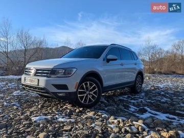 Авто Volkswagen Tiguan 2018 № 7382200