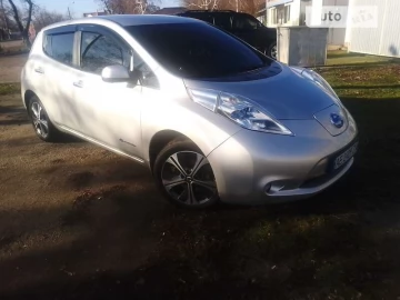 Авто Nissan Leaf 2013 № 7383962