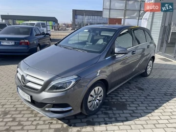 Авто Mercedes B-Class 2017 № 7384007
