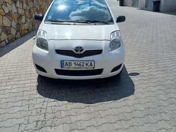 Авто Toyota Yaris 2011 № 7384299