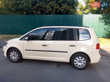 Авто Volkswagen Touran 2013 № 7384593