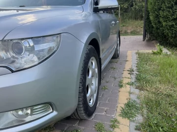 Авто Skoda Superb 2009 № 7385371