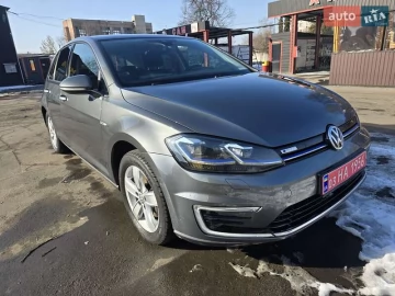 Авто Volkswagen E-Golf 2018 № 7385507