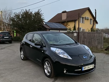 Авто Nissan Leaf 2012 № 7386083