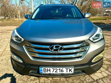 Авто Hyundai Santa Fe 2013 № 7386610