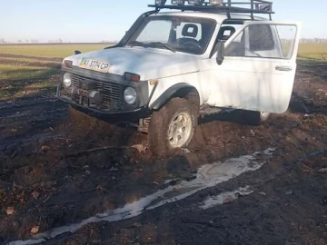 Авто ВАЗ 21213 Niva 2000 № 7387131