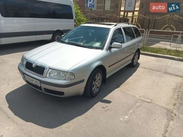 Авто Skoda Octavia 2002 № 7387370