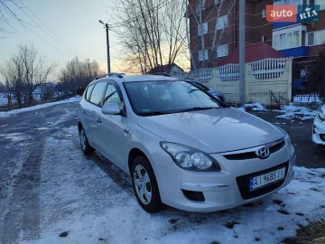 Авто Hyundai I30 2010 № 7387391