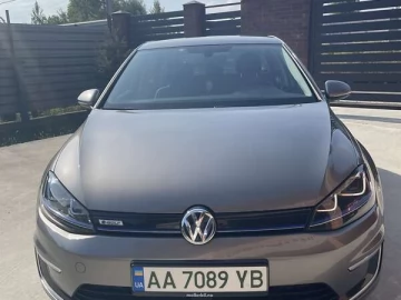 Авто Volkswagen E-Golf 2015 № 7387679