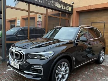 Авто BMW X5 2018 № 7388186