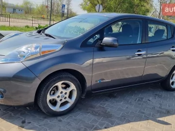 Авто Nissan Leaf 2013 № 7388584