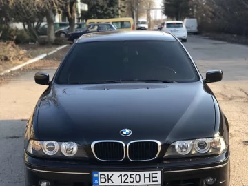 Авто BMW 5 Series 2003 № 7388675