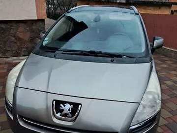 Авто Peugeot 5008 2012 № 7388696