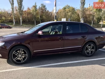 Авто Skoda Superb 2012 № 7388776