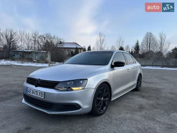 Авто Volkswagen Jetta 2014 № 7388800