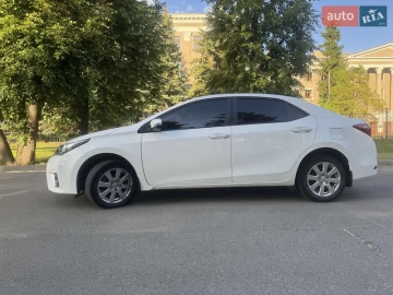 Авто Toyota Corolla 2016 № 7388941