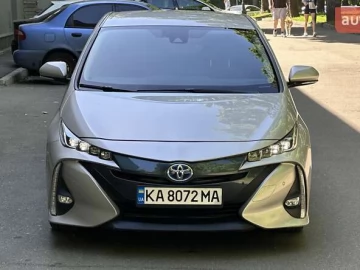 Авто Toyota Prius Prime 2017 № 7389038