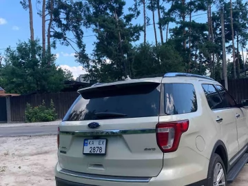 Авто Ford Explorer 2018 № 7389135