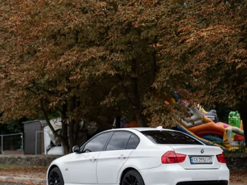 Авто BMW 3 Series 2011 № 7389635
