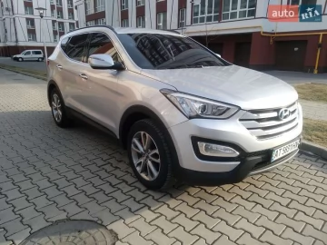 Авто Hyundai Santa Fe 2013 № 7389770