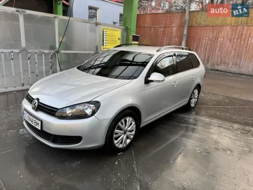 Авто Volkswagen Golf 2010 № 7389887