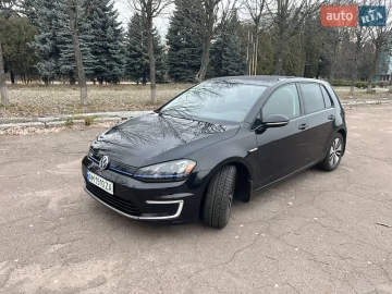 Авто Volkswagen E-Golf 2015 № 7389906