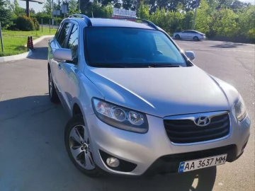 Авто Hyundai Santa Fe 2011 № 7389927