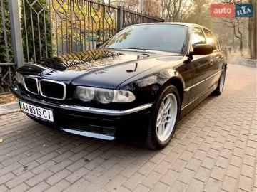 Авто BMW 7 Series 2001 № 7390161