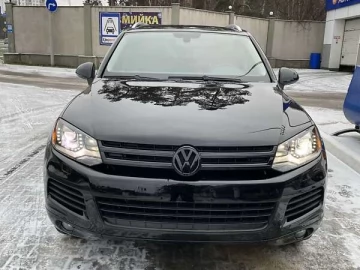Авто Volkswagen Touareg 2010 № 7390218