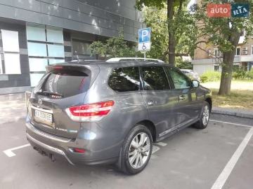 Авто Nissan Pathfinder 2014 № 7390248