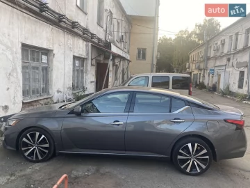 Авто Nissan Altima 2019 № 7390255