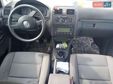 Авто Volkswagen Touran 2004 № 7390392