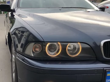 Авто BMW 5 Series 2003 № 7390422