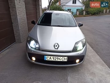 Авто Renault Laguna 2010 № 7390719