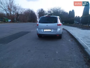 Авто Renault Grand Scenic 2010 № 7390843