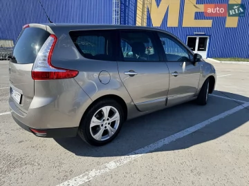 Авто Renault Scenic 2011 № 7390856