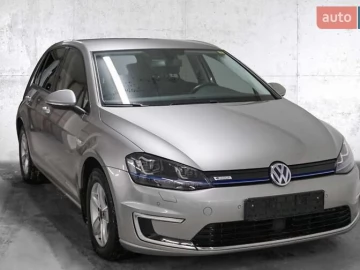 Авто Volkswagen E-Golf 2016 № 7390926