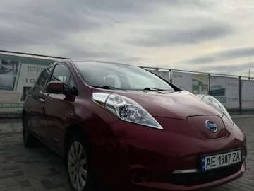 Авто Nissan Leaf 2015 № 7391032